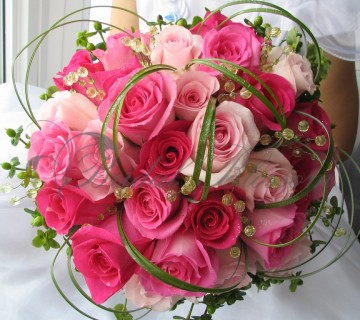 144 Pink roses